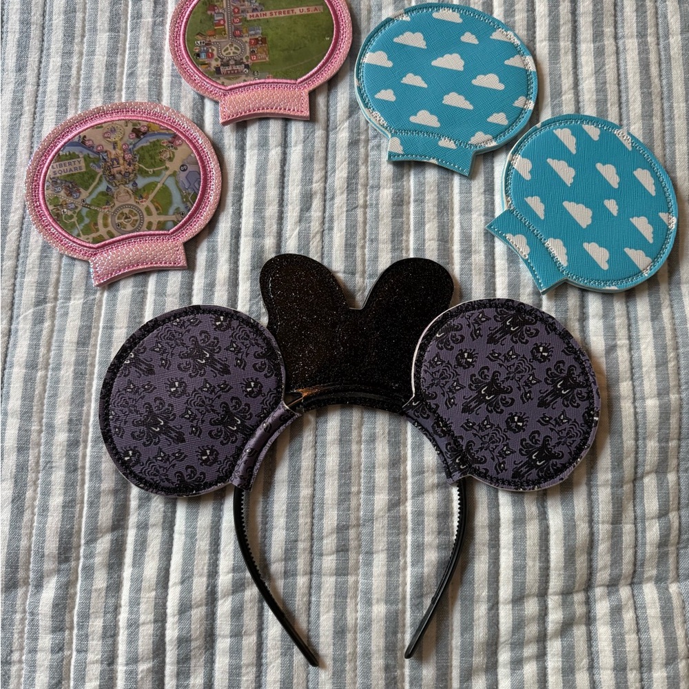 Vinyl Detachable Minnie Ears - all pieces shown included - Picture 2 of 6
